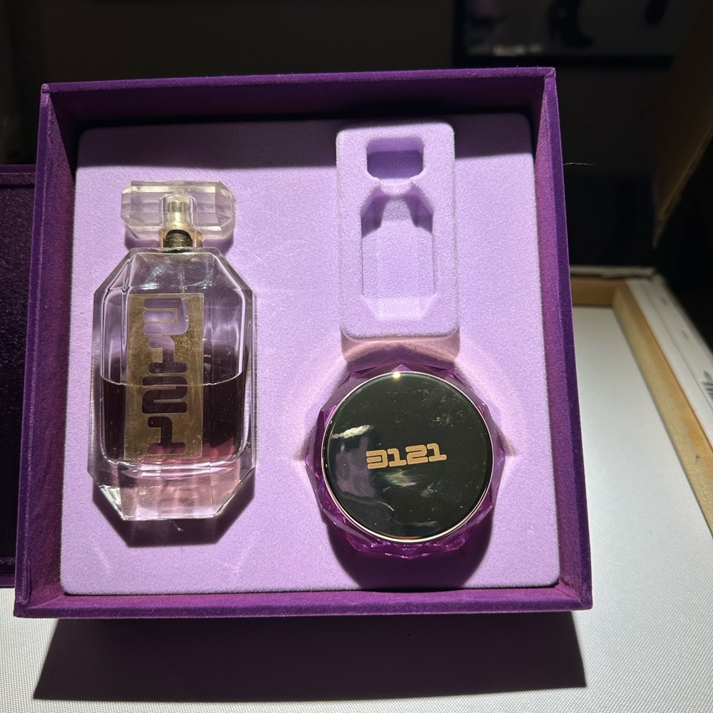 Rare Prince 3121 perfume set